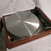 非常にコンディションが良い LP-12 です。