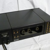 製品背面部です。ACケーブルは着脱できません。