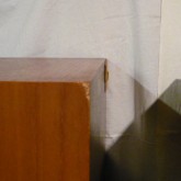 製品角部のダメージの様子です。