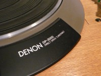 フォノモーターは DP-3000 です。