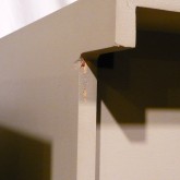 キャビネットには一部塗装ダメージがあります。