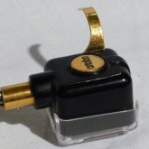 全体的に経年感・使用感があります。