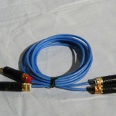 BELDEN ラインケーブルと信頼の WBT プラグの組み合わせです。