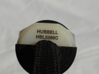 ACプラグは HUBBELL HBL5266C です。