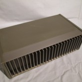 製品には全体的に年式なりのくすみ・汚れなどがあります。
