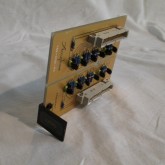 チャンネルデバイダー本体内部に挿入して使用します。