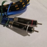 コネクターは使用感も少なく良好な状態です。