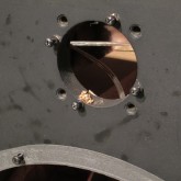 TW 部は純正以外のユニットが取り付けられた形跡があります。