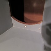 ユニット固定用埋め込みナットが追加されています。