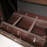 内部はモデファイされています。