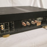 製品背面部です。一部高品位パーツにアップグレードされています。