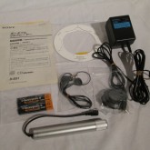 付属品です。完全な状態です。