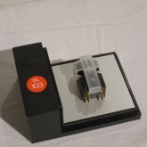 オリジナルケースでお届けします。