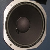 mid-bass のウレタンエッジも張り直し済です。