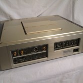 CDP-R10 背面です。
