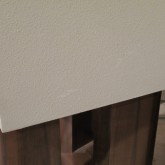 一部擦り傷があります。