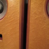 タテマツ音工のエンクロージャーはとても良い状態が保たれています。