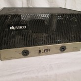 海外製お手ごろ価格真空管パワーアンプです。