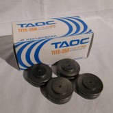 TAOC 鋳鉄製インシュれーター8個setです。