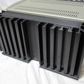 製品横部です。傷・打痕などはありません。