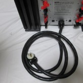 No.333L の電源ケーブルは着脱できません。
