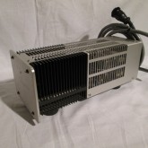 電源部に目立つダメージなどはありません。