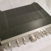 一部傷がある部分はありますが、全体的には良いコンディションです。