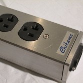 傷など使用感があります。