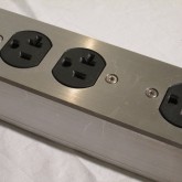 傷など使用感があります。