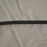 ケーブル部はメッシュジャケットに覆われています。