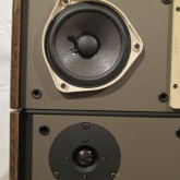 中域部ユニットと高域部ユニットです。