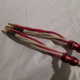 端末は バナナ端子 です。