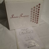 取扱説明書・元箱が付属しています。