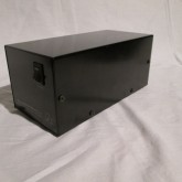 こちらは非常に簡素な外観です。