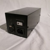 専用ケーブルで EQ-88 と接続します。