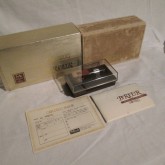 付属品も完全な状態です。