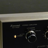 [SANSUI] 旧ロゴです。power SW はスピーカーセレクター兼用ロータリー式です。