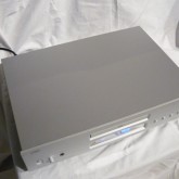 製品天板の様子です。傷などもなく非常に良い状態です。