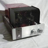 トライオード 300B シングル・プリメインアンプです。使用時間も少なめな良品です。