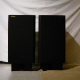 DIATONE の実力モデル 1000 シリーズです。高い完成度と投入されている物量を考慮すると当時としてもお買い得な一品でした。