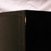 製品には写真のようなダメージがある部分があります。