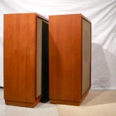 製品横部です。比較的良い状態ですが、些細な擦り傷などはご容赦ください。