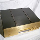 製品は比較的良い状態が保たれていますが、別写真にあるような多少の傷などはご容赦ください。