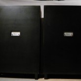 製品背面部です。背面部もきれいな状態です。
