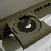 搭載されているピックアップはスイングアームの CDM-4MD です。