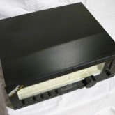 製品天板にはすり傷などがあります。