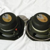 マグネットは Alnico-V 。アルニコならではの密度感の高い芳醇な音色が楽しめます。