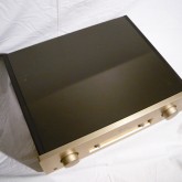 製品を上部から見た写真です。製品天面部には傷があります。