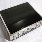 製品を上部から見た写真です。製品には多少のすり傷、打痕などがあります。