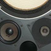 １本の MID/HF には写真のように多少ダメージがありますが、動作には異常ないことを確認済です。